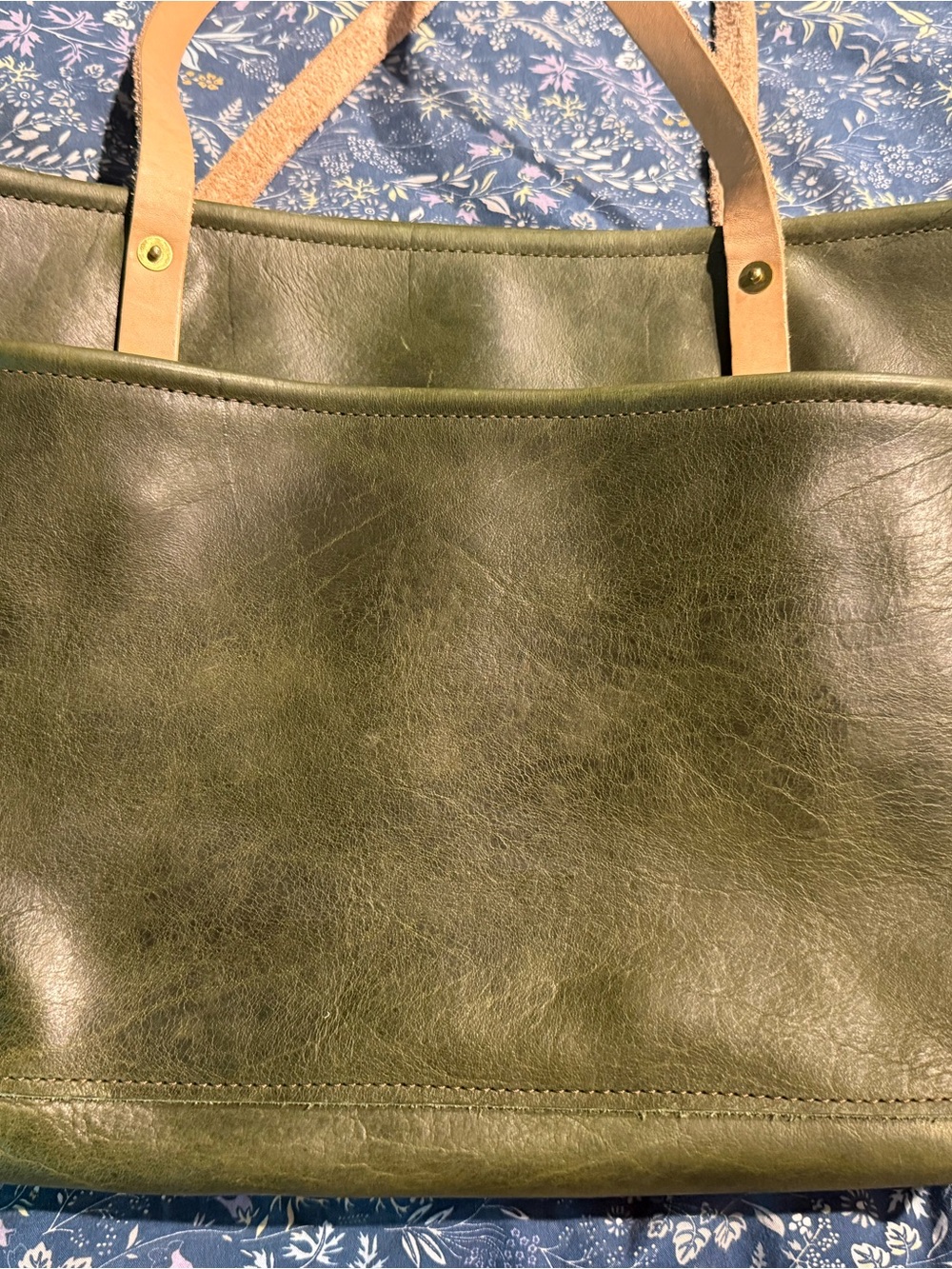 GO Forth Goods Large Avery Deluxe Leather Tote with Natural Leather Straps